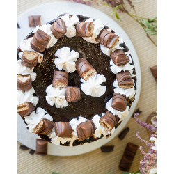 Layer Cake gourmand Kinder